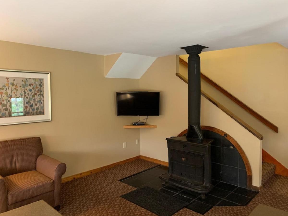 Pocono Villas Resort East Stroudsburg Exterior photo